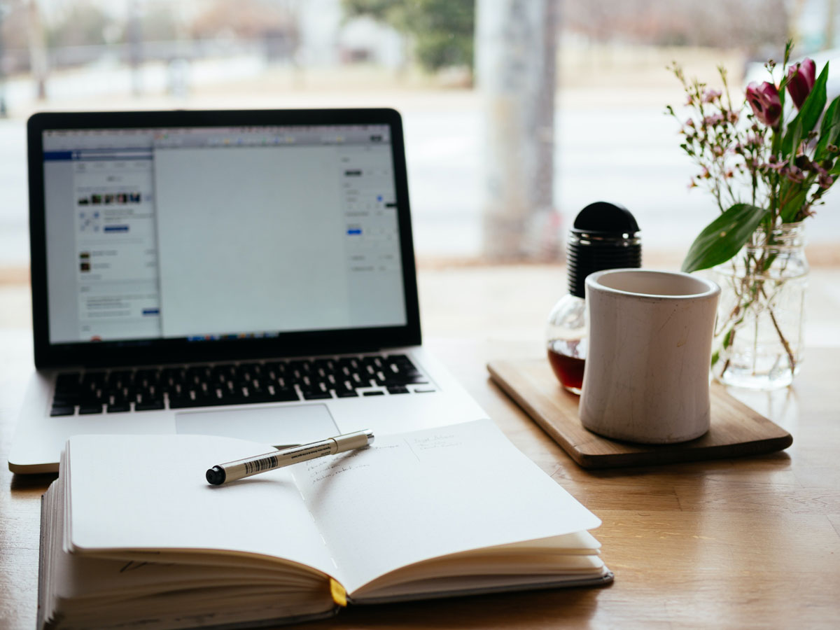 computer-desk-notepad-book-coffee-business__opdb-op628e8dce1243f9-28035718